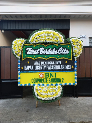 Papan Bunga Duka di Pondok Betung